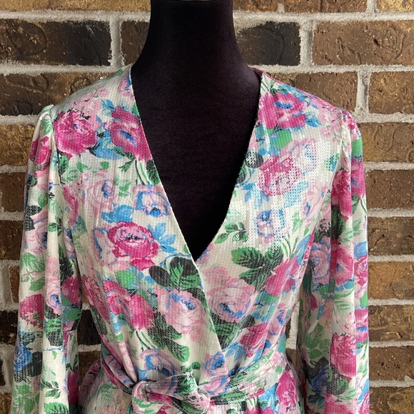 WAYF Loretta White Sequin Floral Print Long Sleeve Wrap Dress - Picture 7 of 11
